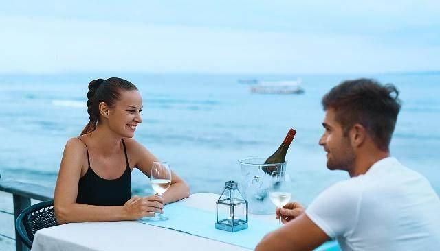 女人婚外情的4个发展阶段，第4阶段之前还可以拯救！别错过机会