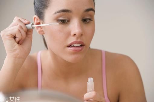 兰蔻天鹅颈睫毛膏专柜价格 睫毛膏和眼线的使用顺序