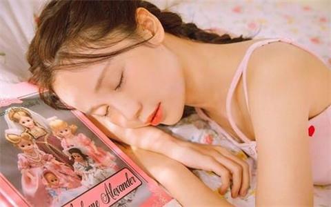 女生说头疼该怎么安慰