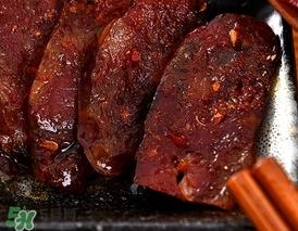 吃腊肠可以喝酒吗?吃腊肠喝酒对身体有害吗?