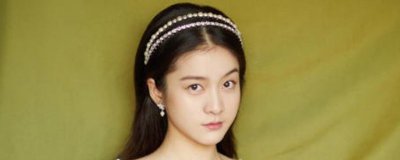 ​夏天脸出油冬天干属于什么皮肤