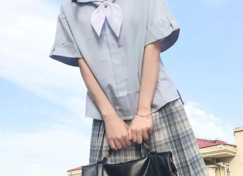 出轨对老婆有愧疚感，如何挽回她的心！