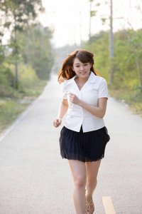 ​日本女星筱崎爱，网友：她跑起来感觉屏幕在晃动