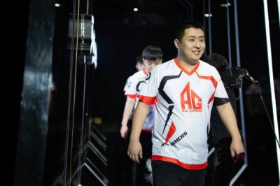 ​CFPL经典丨70KG最接近冠军的比赛！S2总决赛决胜局失利