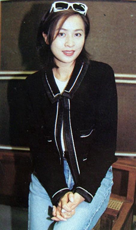 刘嘉玲年轻时的旧照合集