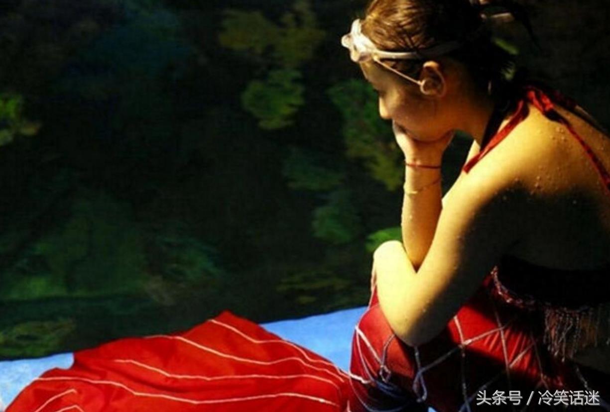镜头下：“美人鱼”演员工作的全过程，有人时最尴尬