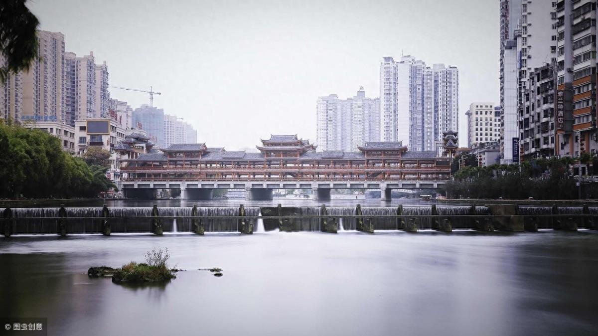 都匀：贵州黔南自治州首府和最大的城市，电影《无名之辈》拍摄地