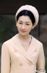 ​日本最美皇后美智子，带3000万嫁妆入皇室，仍被恶婆婆折磨41年