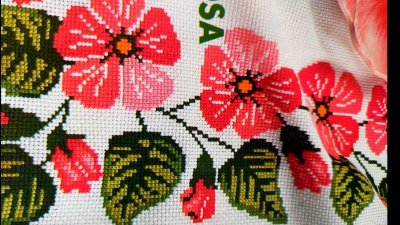 ​简单又实用！超多款十字绣与提花图案，绣在衣服上很漂亮