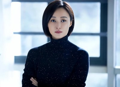 ​赵子琪的璀璨情史，两个男人为他离婚，嫁二婚总裁住豪华庭院别墅