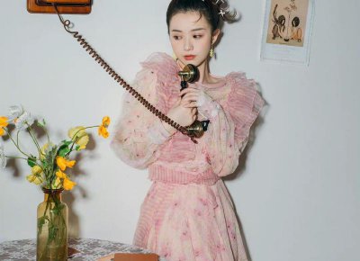 ​为什么跪舔追不到女生，追女生不要当舔狗(如何不舔狗追女生)