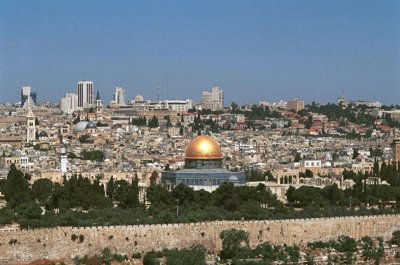 ​以色列的人口和土地面积是多少？相当于我国哪个省哪个市