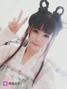 ​二次元宅舞女神小巫酱，萌系萝莉装吸粉无数！