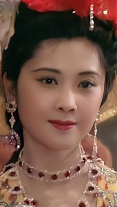 ​朱琳：跟“唐僧”徐少华传绯闻，53岁再婚，与军官丈夫恩爱如初