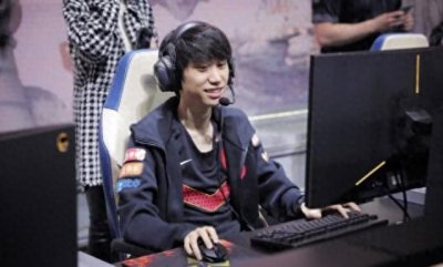 ​Doinb中文超标准，老婆曝光他学习中文的方法，这个方式太管用了