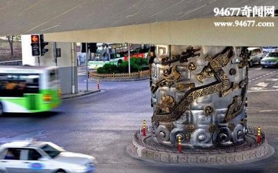 ​上海龙柱事件是谣言，龙纹雕塑只是装饰(根本没有龙)