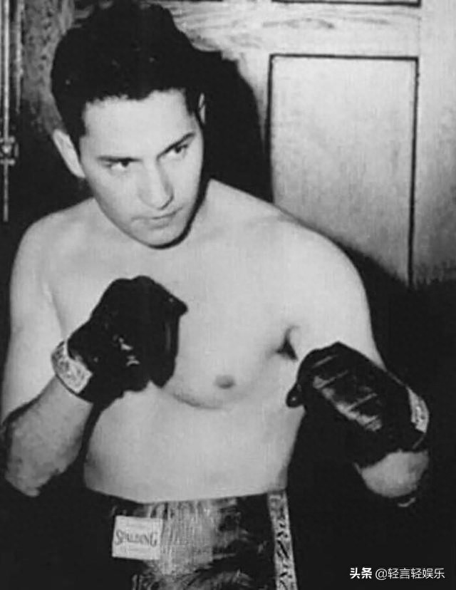 赌王何鸿燊年轻时颜值担当,难怪被称为“师奶杀手”