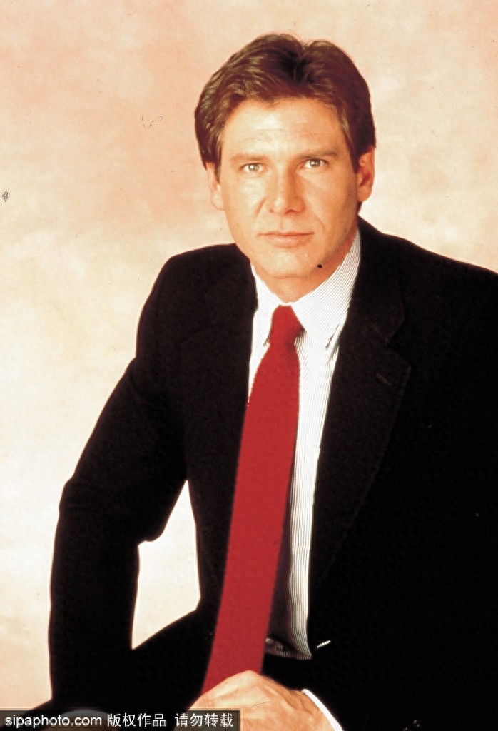 他35岁靠《星球大战》改变命运 65岁依旧敬业打戏不用替身