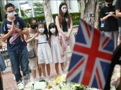 ​嘘国歌，哭女王的香港人：真到了英国会怎样？