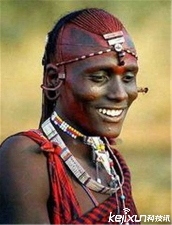 世界各地惊人风俗大揭秘:给女人食男精