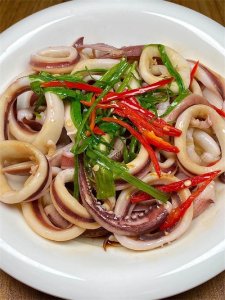 ​吃过就让人流连忘返的3种鱿鱼做法，好吃不贵，做法不要太简单