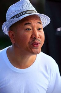 ​王小利：与前妻相伴7年离婚，再婚娶了李琳为老婆，现在苦尽甘来