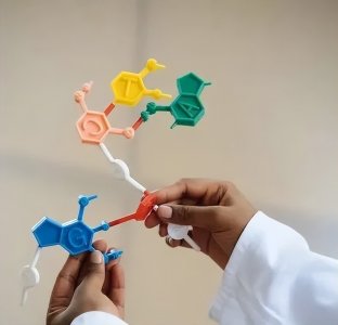 ​化工专业毕业生，做什么工作比较好？