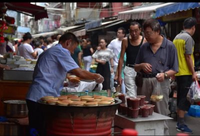 ​“市井文化”转变为“文化市井”