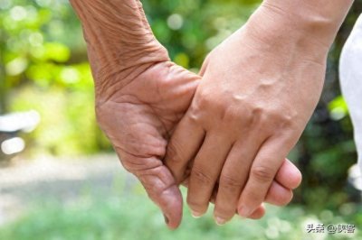 ​关于“恋老”现象的思考