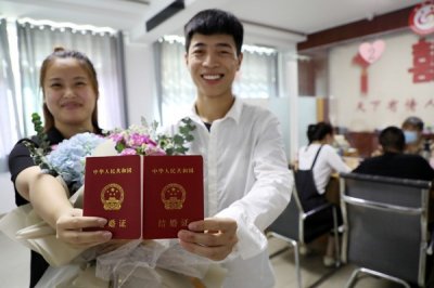 ​组图｜传统七夕甜，我们结婚吧