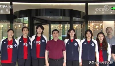 ​女排合影暴露真实身高，袁心玥最少2米03，杨昊：龚翔宇超过1米9