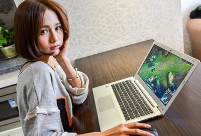 ​轻薄本也能打LOL，这些笔记本比小米还发烧！