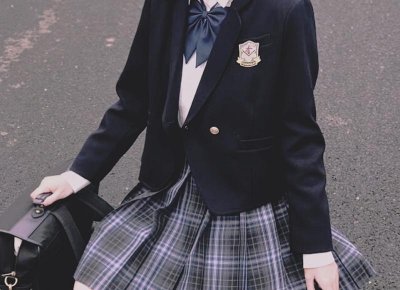 ​儿媳每月吃6个榴莲，婆婆怒斥：一个月挣3000，有啥资格装有钱人