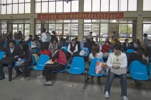 杭州火车站有几个(杭州火车站有几个检票口)-第1张图片-