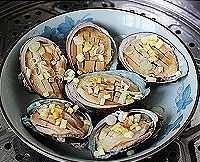 鲍鱼主要吃什么部位,鲍鱼身上绿的是什么?图32