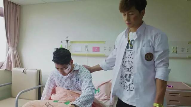 东北话怼台北话的电影是什么(这部沙雕片看多少遍还是会笑出猪叫)(23)