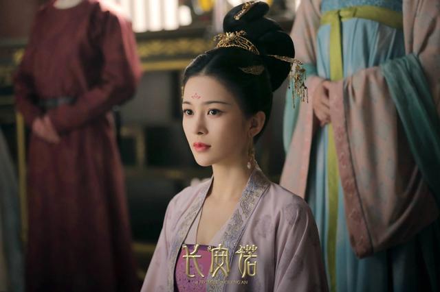 赵樱子为什么不受欢迎(从收视女王到尴尬代言人)(11)