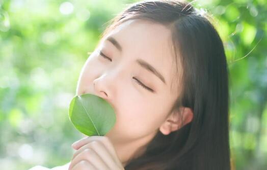 对女生说的最感动的话分享