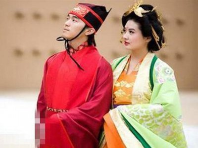 ​＂红男绿女＂到底指是的什么，难道是穿衣服？