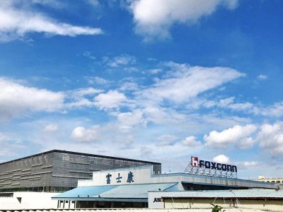 ​富士康：底层工人的福音，稳定工资从未欠薪！