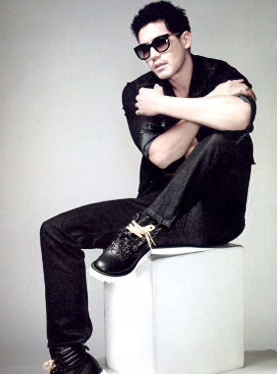 泰国帅哥Weir—集冷酷和帅气一身的男神!