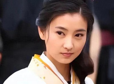 ​从《甄嬛传》沈眉庄到如今，斓曦的蜕变之路竟然如此传奇？