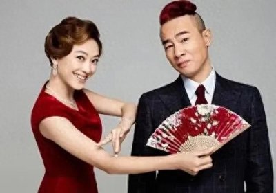 ​陈小春与应采儿的爱情典范：真诚告白与默默奉献的浪漫史