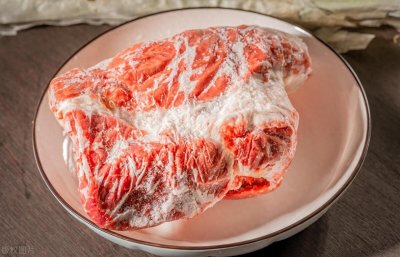​冷冻食材快速解冻法！3种方法比自然化冻快5倍，撒盐比泡水强10倍