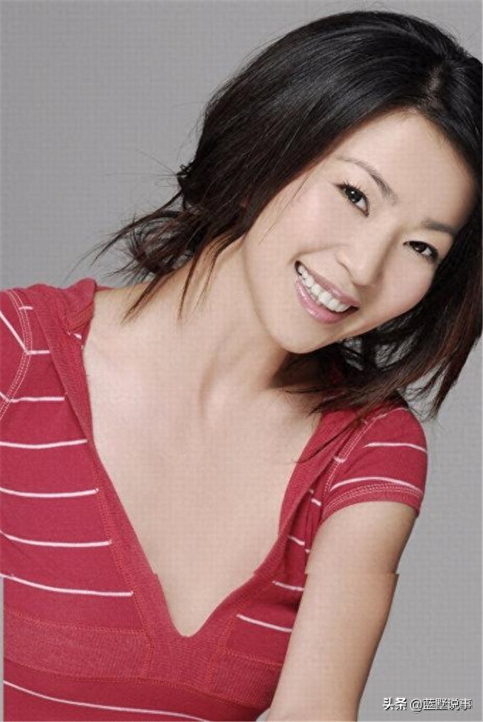 没有红却不陌生的白雪云，温婉美丽女人味十足