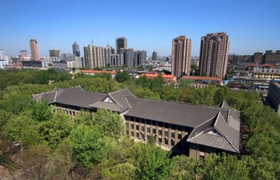 ​山东师范大学和曲阜师范大学哪个更好一些呢？