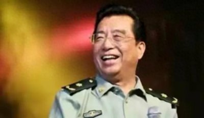 ​“四大名爹”之称的李双江，八十岁还在玩命演出