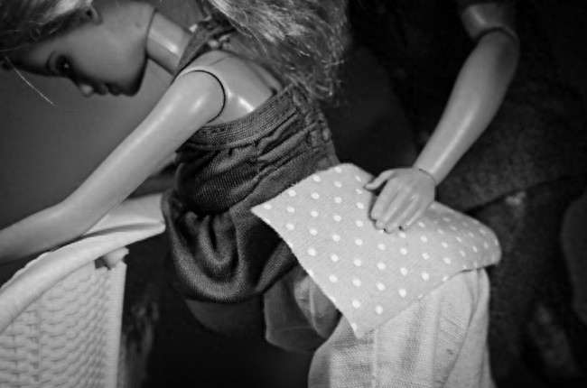 芭比怀孕了！怀孕了！摄影师镜头下的芭比生产过程