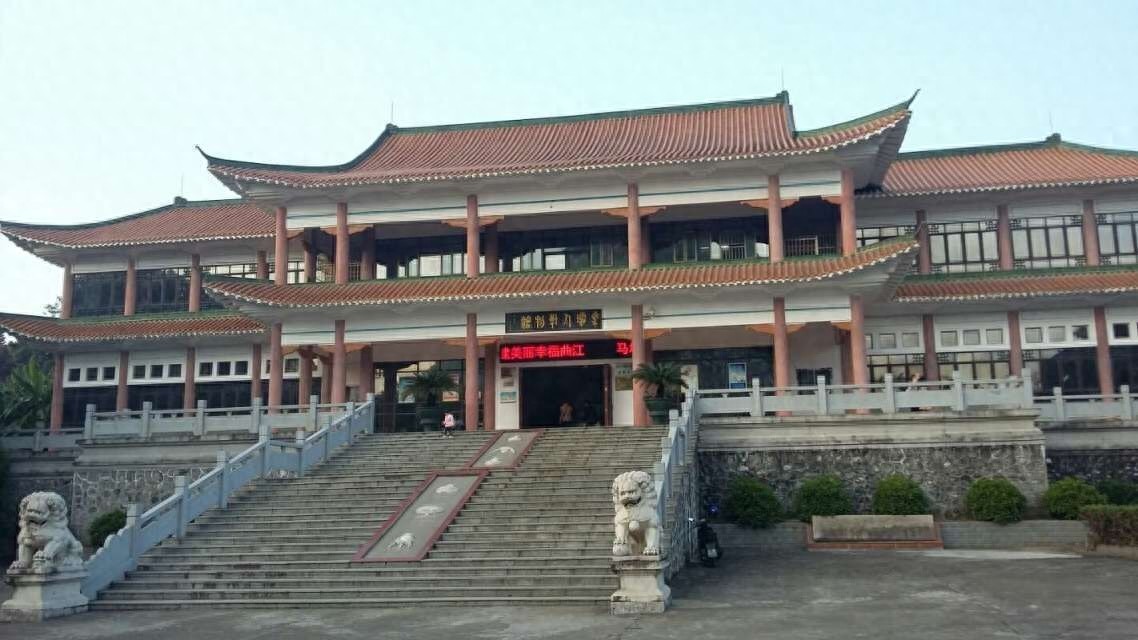马坝人遗址：岭南地区最早发现有原始人居住痕迹的地方