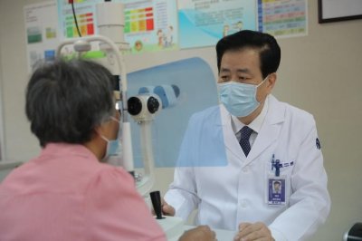 ​爱眼日直播 | 记者走进浙二眼科中心